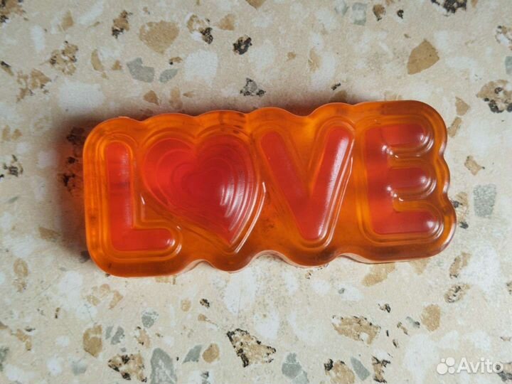Мыло ручной работы love