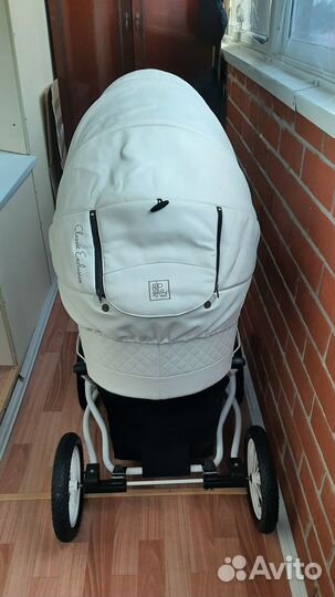 Детская коляска. Чехлы на колеса в подарок