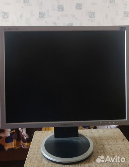 Монитор для компьютера бу