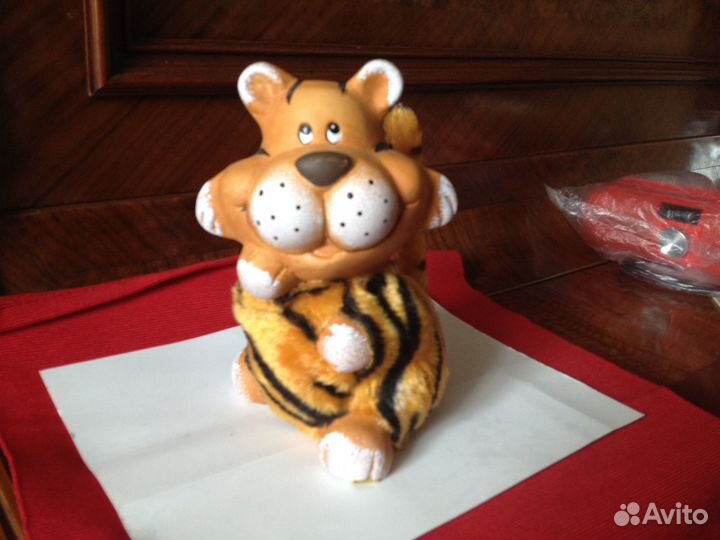 Копилка для монет игрушка тигренок Новая