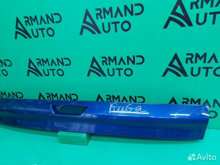 Накладка двери багажника Ford Kuga 2 2012-2018