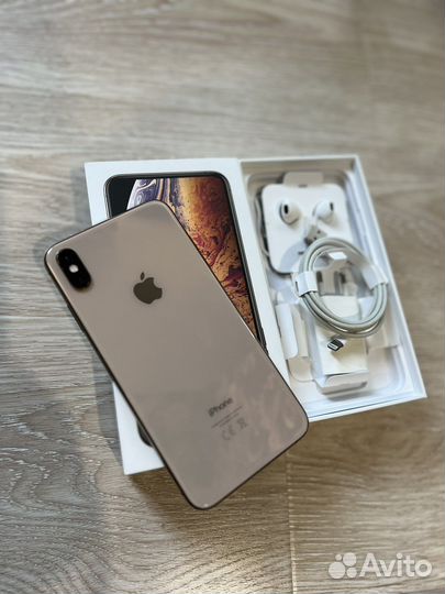 Мобильные телефоны iPhone XS Max