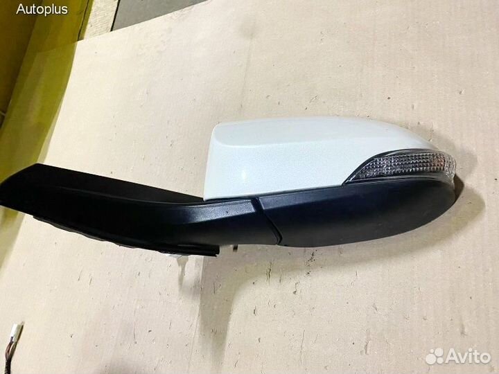 Тойота С-хр Зеркало водительское