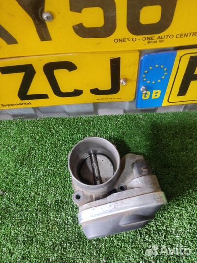 Дроссельная заслонка Volkswagen Golf MK4 1.6 BCB