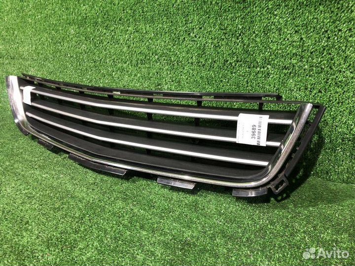 Решетка бампера Opel Astra H 2006-2014 Рестайл