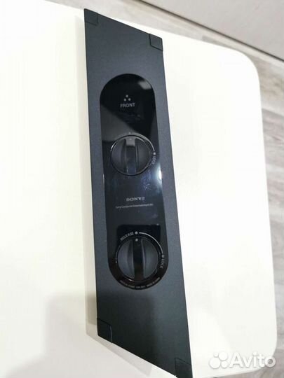 Вертикальный стенд для PlayStation 4