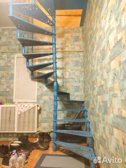 Лестница чугунная, старинная
