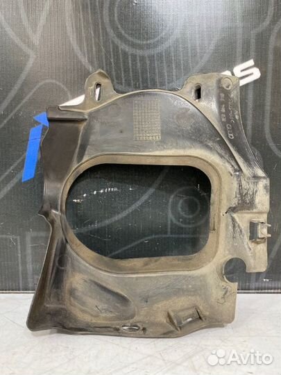 Кожух моторного отсека передний правый Audi A4 B6