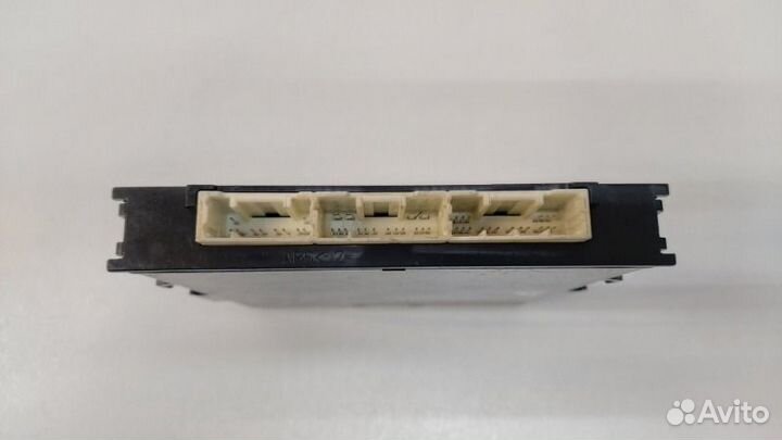 Блок электронный Toyota Corolla 180 2zrfe 2013