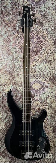 Бас-гитара Yamaha trbx304