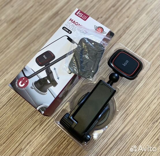 Магнитный держатель для телефона автомобильный