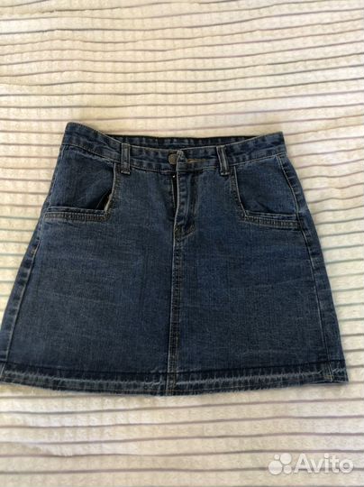 Блузки и джинсовая юбка