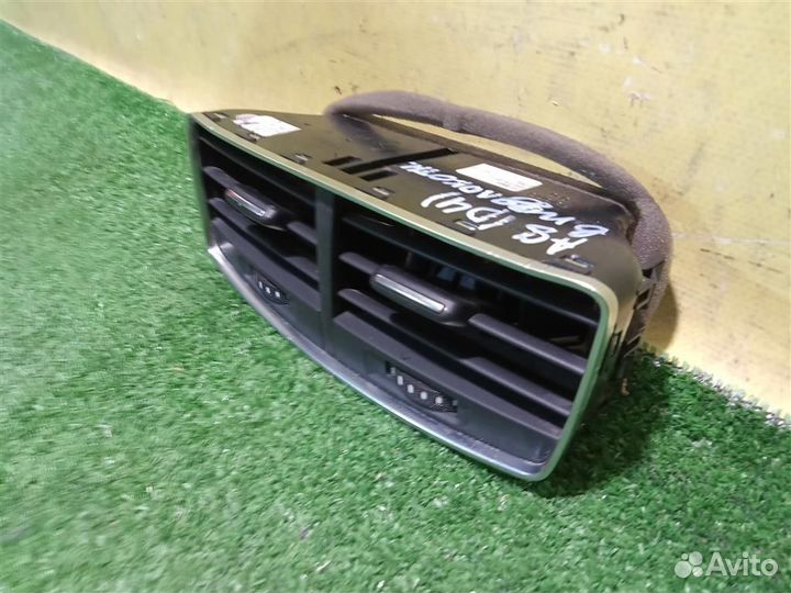 Дефлектор воздушный Audi A8 4H (D4) 2009