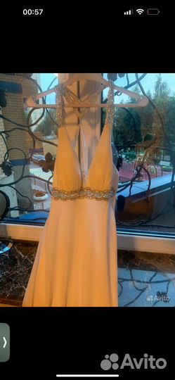 Вечернее платье в пол 42 44 белое