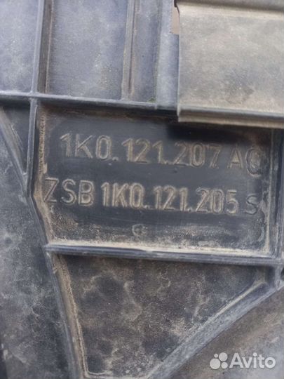 Диффузор вентилятора VAG