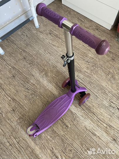 Самокат детский трехколесный со светящимися колес