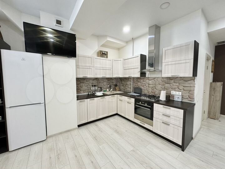 2-к. квартира, 58 м², 6/11 эт.