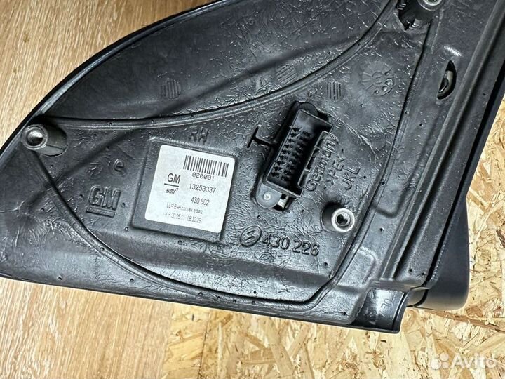 Зеркало заднего вида opel Astra H