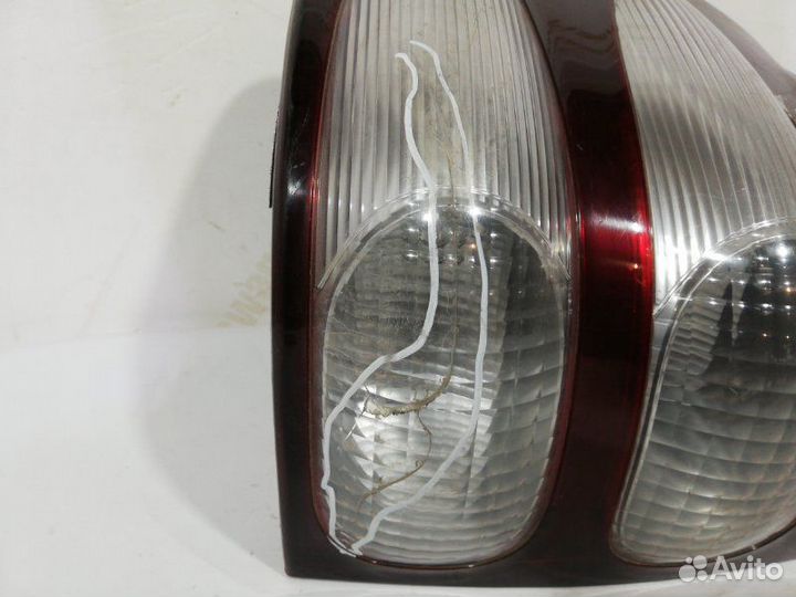 Фонарь задний левый Toyota Land Cruiser Prado J120