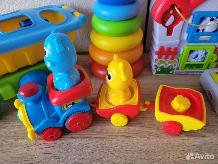 Развивающие игрушки пакетом