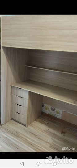 Письменный стол, кровать, шкаф, тумбочка