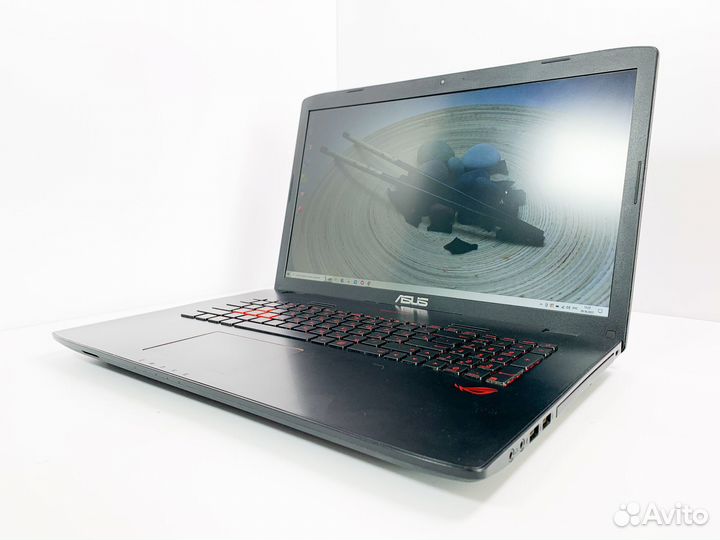 Игровой ноутбук Asus 17 дюймов Core i5/GeForce
