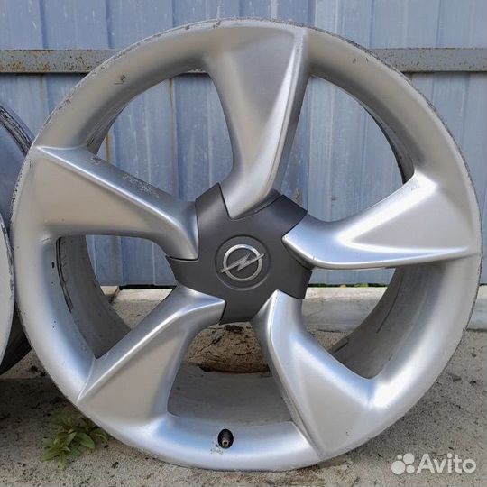 Диски R19 5х115 70.2 от opel astra JTC