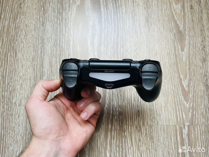 Джойстик ps4