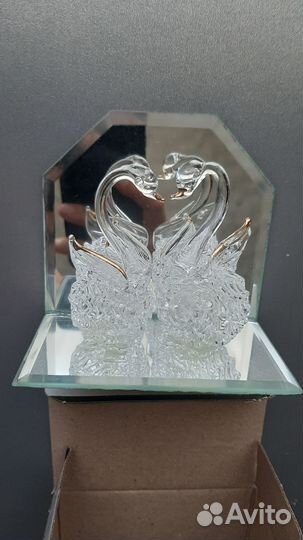 Подарки шкатулки, хрустальные лебеди