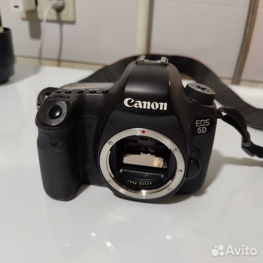 Зеркальный фотоаппарат Canon 6d