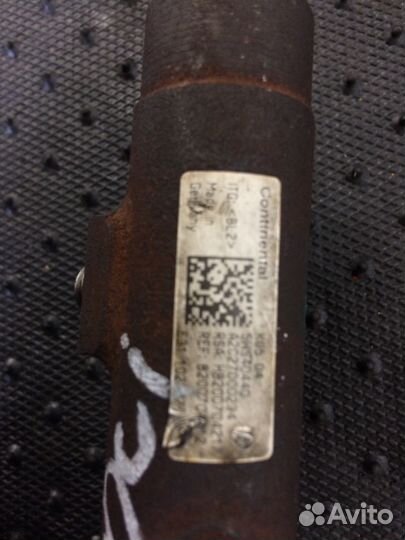 Рампа топливная дизельная б/у 5WS40440