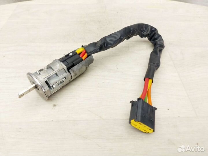 Замок зажигания Renault Logan