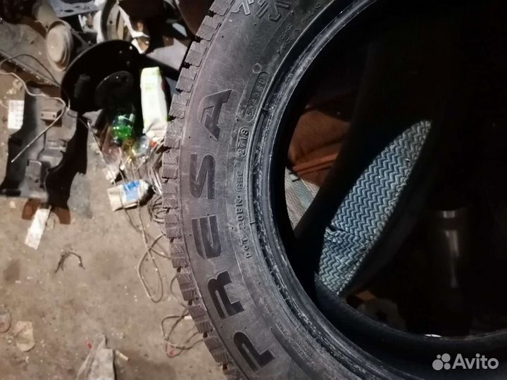 Presa PI01 205/60 R16