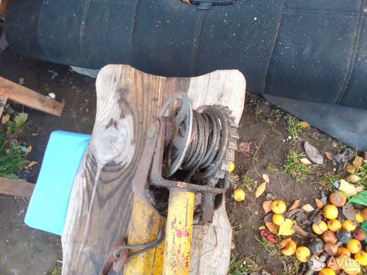 Лебедка ручная