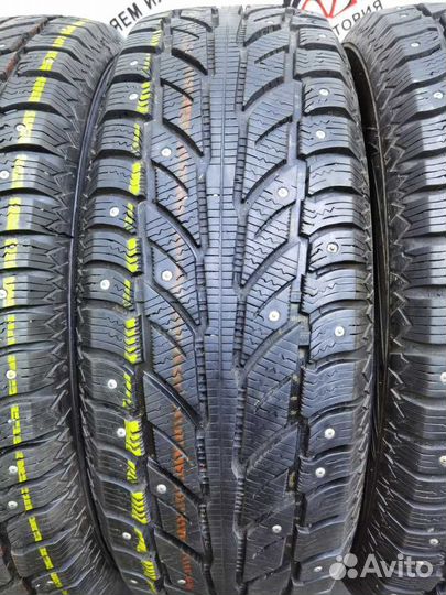 Cooper Weather-Master WSC 215/65 R17 98T