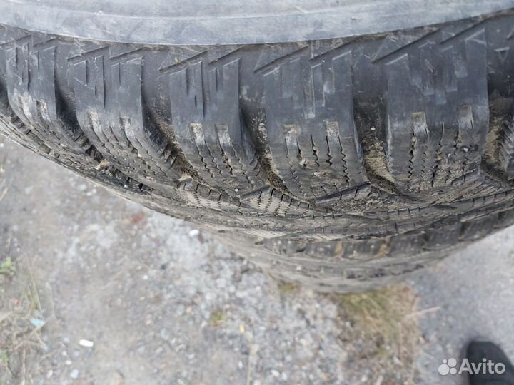 Bridgestone Ice Cruiser 7000 265/65 R17