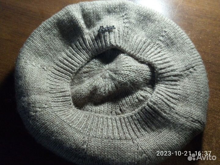Берет женский