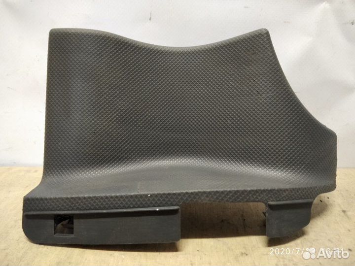 Накладка Renault Logan 1 2005-2014