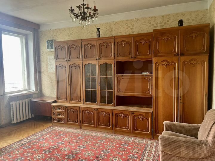 4-к. квартира, 90 м², 5/5 эт.