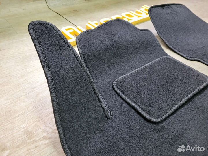 Коврики в салон Land Rover Freelander 2 12-14 LUX