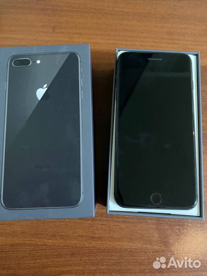iPhone 8 Plus, 64 ГБ