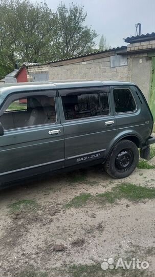 LADA 4x4 (Нива) 1.7 МТ, 2011, 104 200 км