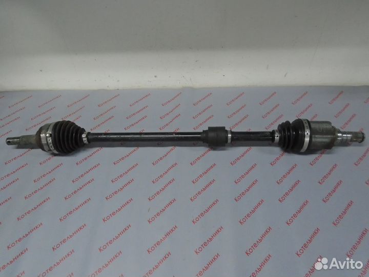 Nissan 39100-EL10A Вал приводной правый