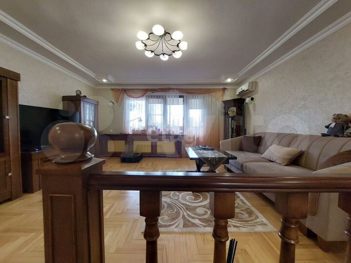 3-к. квартира, 116 м², 1/5 эт.