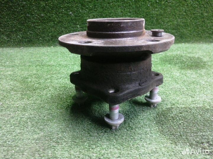 Ступица задняя правая Bmw 5-Series F10 N20B20A