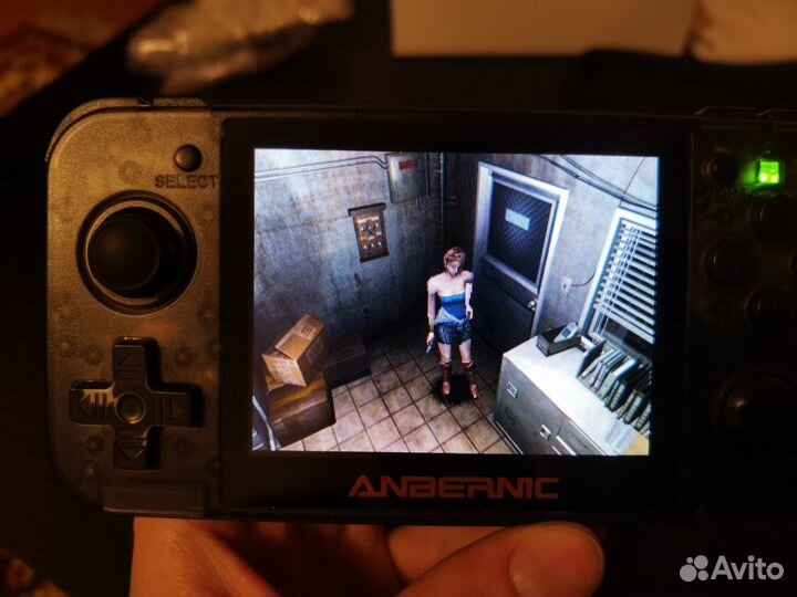 Портативная ретро-консоль Anbernic RG350