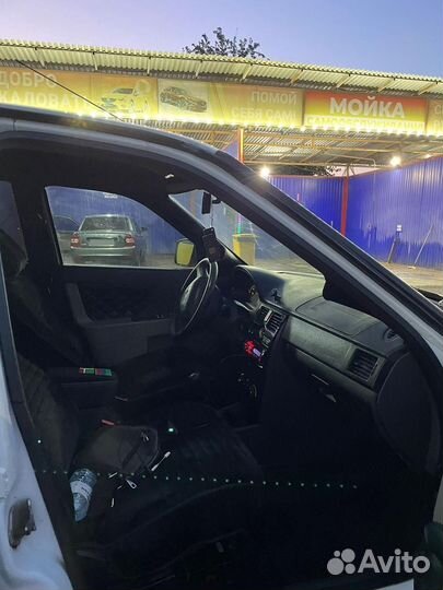 LADA Priora 1.6 МТ, 2011, 200 000 км