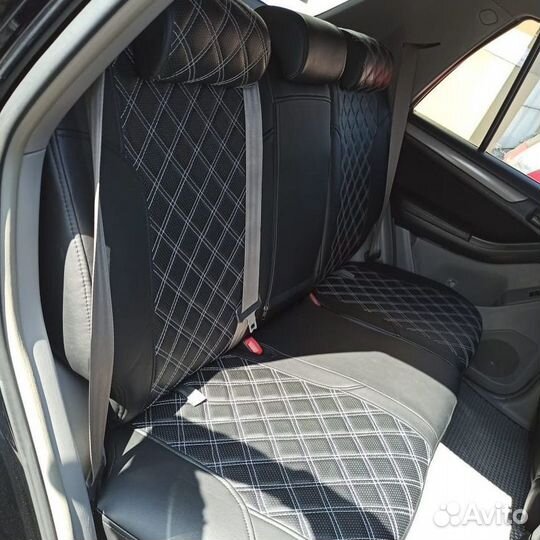 Чехлы Toyota Surf 4 (215)