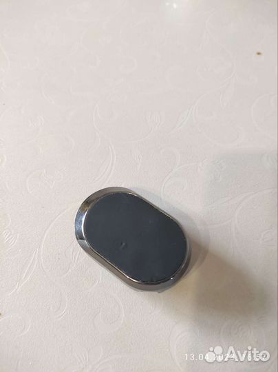 Держатель для телефона в машину