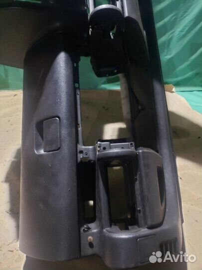 Торпедо Land Rover Freelander 1 рест 2.5 2006